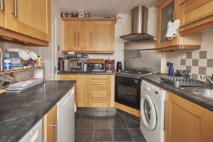 Kitchen- click for photo gallery